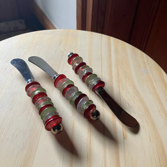 💙3/$30 Dinner Party Era Essential Cute Beaded Spreaders - Picture 2 of 5